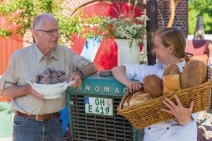 Tradition, Liebe und Handwerk stehen im Hofcafé Albertsdorf beim Backen der knusprigen Brote und festlichen Torten immer an erster Stelle